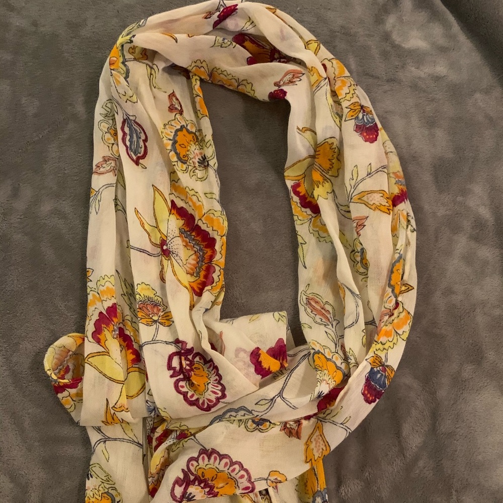 Scarf